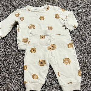Cloud Island Bear & Lion Print Baby Outfit